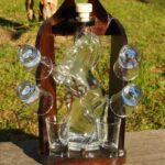 Pálinkás Készlet Lovas Üvegpalack és 6 db Pálinkáspohár Fali Tartóval