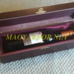 Lakkozott Boros Fa Díszdoboz Selyem Béléssel