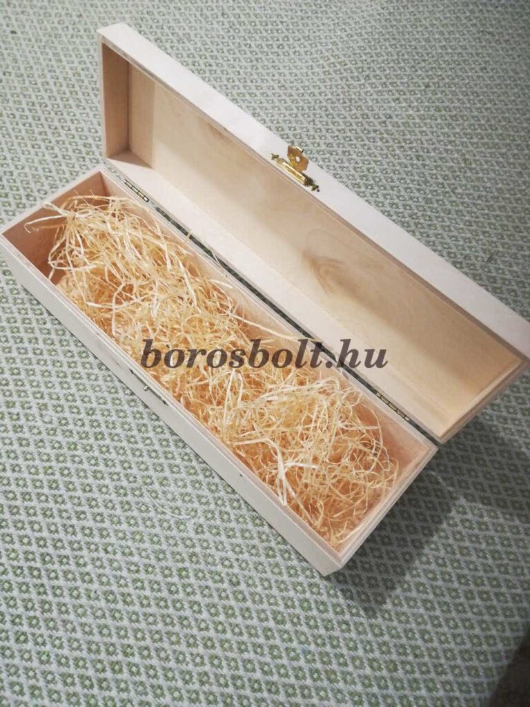 Narúr Fadoboz 1 Palacknak Faforgáccsal