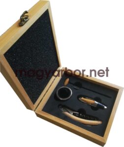 Boros Ajándékkészlet Bambuszdobozban 4 db-os Boros Ajándékkészlet Bambuszdobozban 4 db-os